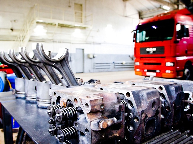 Замена частей двигателей: Важный этап обслуживания вашего автомобиля